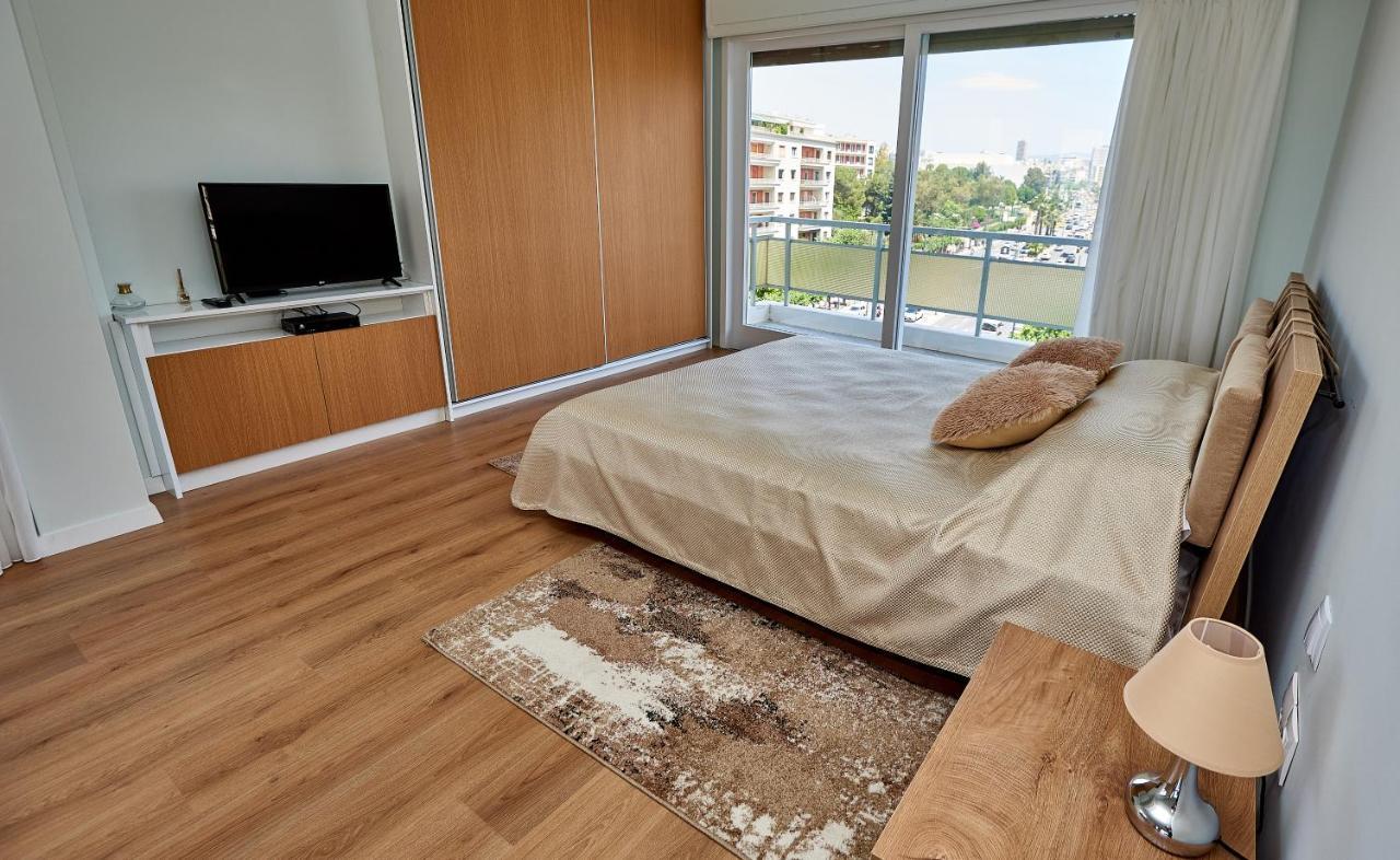 The El Greco Spirit Meets The Athenian Luxury Apt1 Exteriör bild