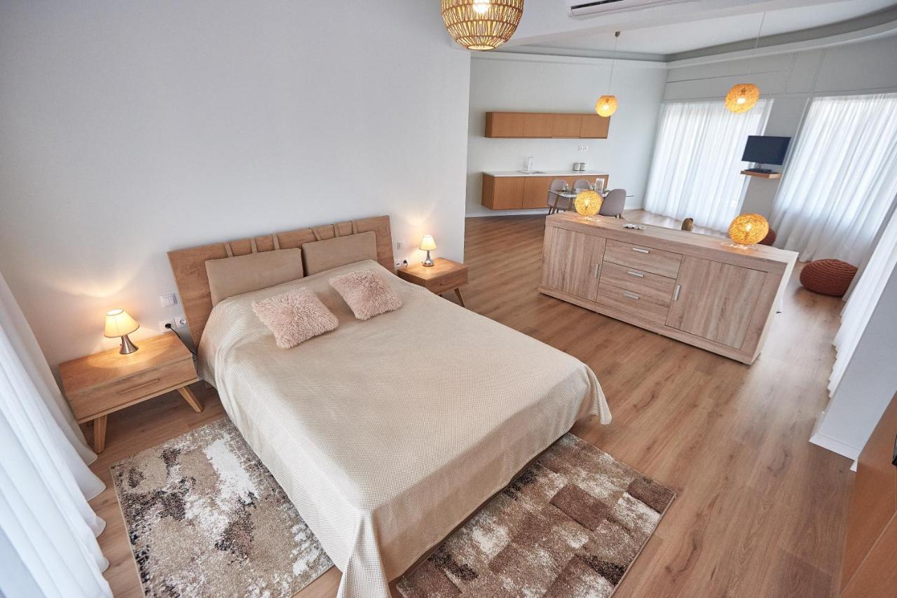 The El Greco Spirit Meets The Athenian Luxury Apt1 Exteriör bild